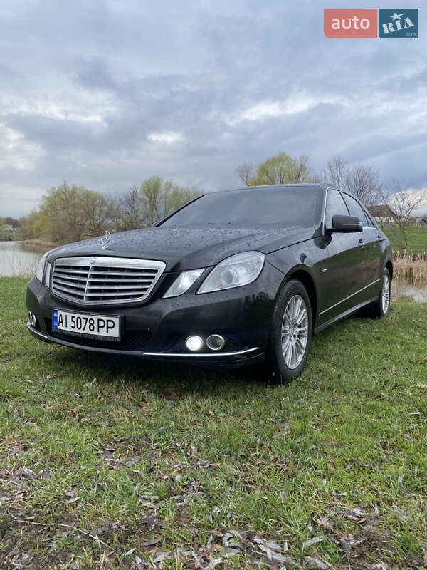 Седан Mercedes-Benz E-Class 2011 в Белой Церкви фото 4 Седан Mercedes-Benz E-Class 2011 в Белой Церкви