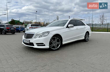 Седан Mercedes-Benz E-Class 2012 в 