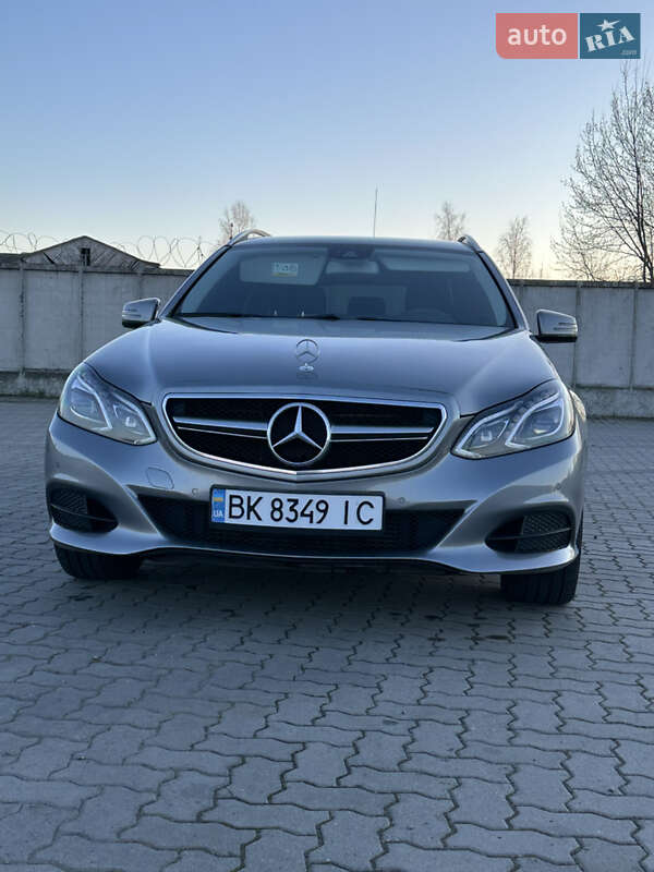 Універсал Mercedes-Benz E-Class 2014 в 