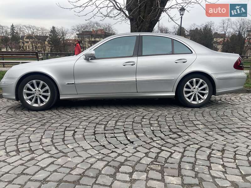 Седан Mercedes-Benz E-Class 2007 в Ужгороде