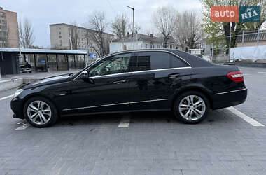Седан Mercedes-Benz E-Class 2012 в 