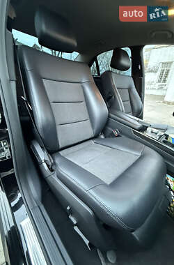 Седан Mercedes-Benz E-Class 2012 в 