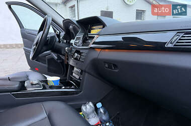 Седан Mercedes-Benz E-Class 2012 в 