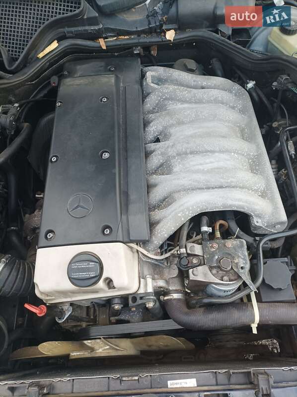 Седан Mercedes-Benz E-Class 1999 в Долинской