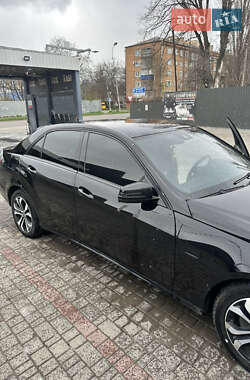 Седан Mercedes-Benz E-Class 2010 в 