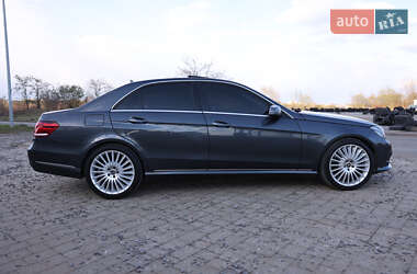 Седан Mercedes-Benz E-Class 2013 в 