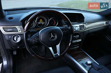 Седан Mercedes-Benz E-Class 2013 в 