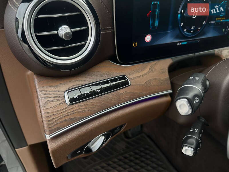 Седан Mercedes-Benz E-Class 2016 в Кривом Роге