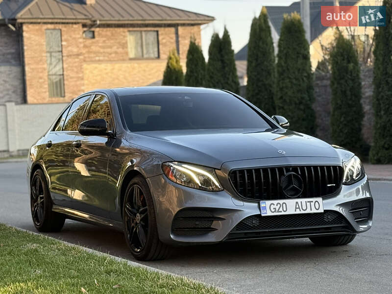 Седан Mercedes-Benz E-Class 2017 в Києві
