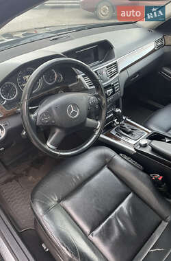 Седан Mercedes-Benz E-Class 2013 в 