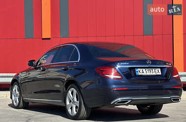 Седан Mercedes-Benz E-Class 2017 в 