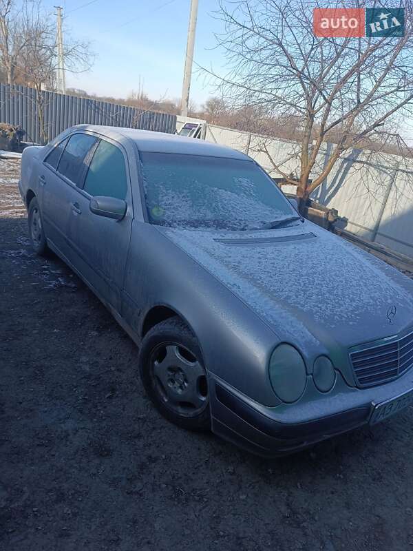 Седан Mercedes-Benz E-Class 1999 в Вінниці