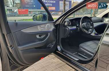 Универсал Mercedes-Benz E-Class 2017 в 