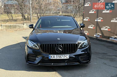 Седан Mercedes-Benz E-Class 2017 в 