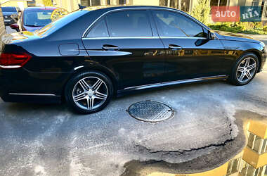 Седан Mercedes-Benz E-Class 2013 в 