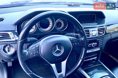 Седан Mercedes-Benz E-Class 2013 в 