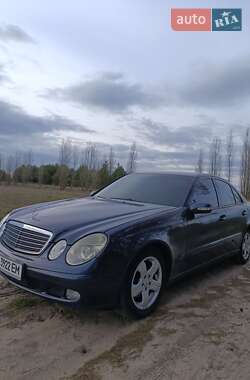 Седан Mercedes-Benz E-Class 2002 в 
