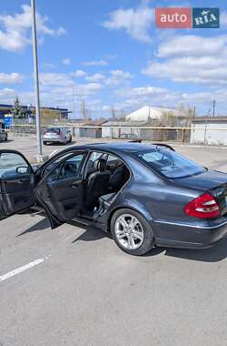 Седан Mercedes-Benz E-Class 2006 в 