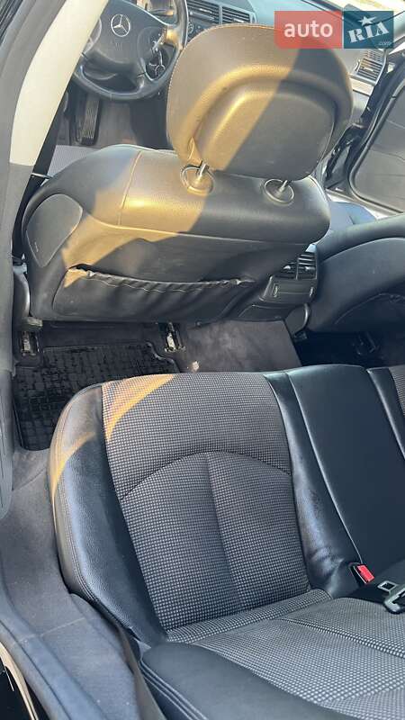 Универсал Mercedes-Benz E-Class 2005 в Одессе фото 17 Универсал Mercedes-Benz E-Class 2005 в Одессе
