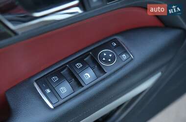 Купе Mercedes-Benz E-Class 2011 в 