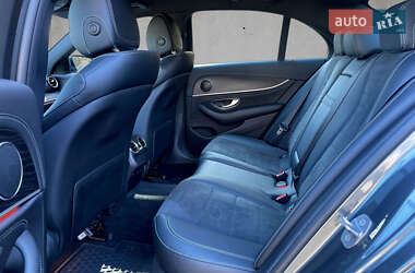 Седан Mercedes-Benz E-Class 2017 в 