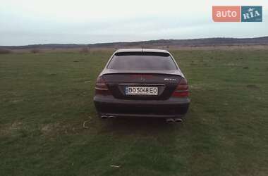 Седан Mercedes-Benz E-Class 2002 в 