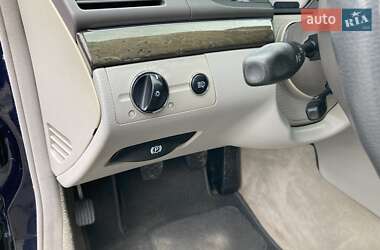 Седан Mercedes-Benz E-Class 2002 в 