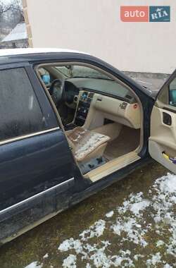 Седан Mercedes-Benz E-Class 1995 в 