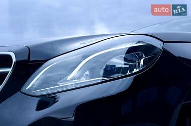 Универсал Mercedes-Benz E-Class 2016 в 