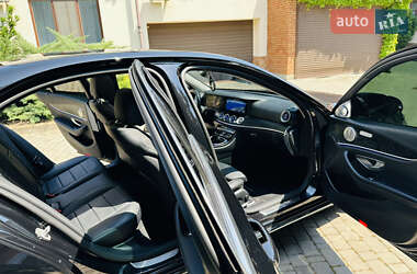 Седан Mercedes-Benz E-Class 2017 в 