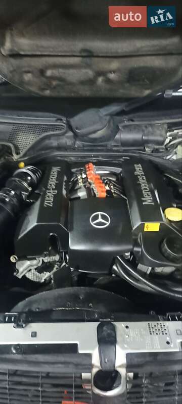 Mercedes-Benz E-Class 1998 Mercedes-Benz E-Class 1998