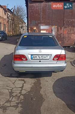 Седан Mercedes-Benz E-Class 1998 в Житомире