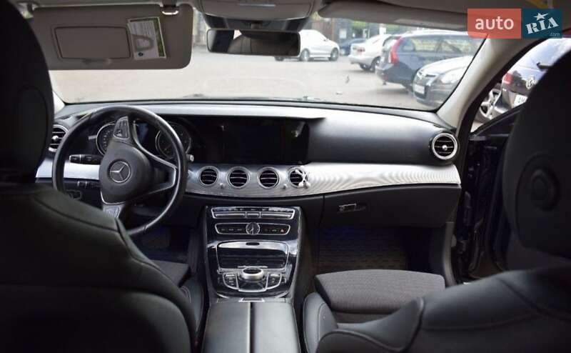 Універсал Mercedes-Benz E-Class 2017 в Житомирі