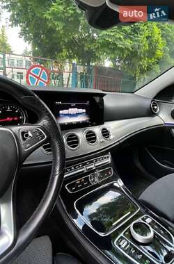 Универсал Mercedes-Benz E-Class 2017 в 