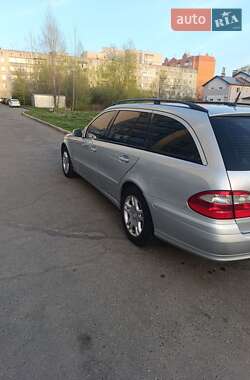 Универсал Mercedes-Benz E-Class 2006 в 