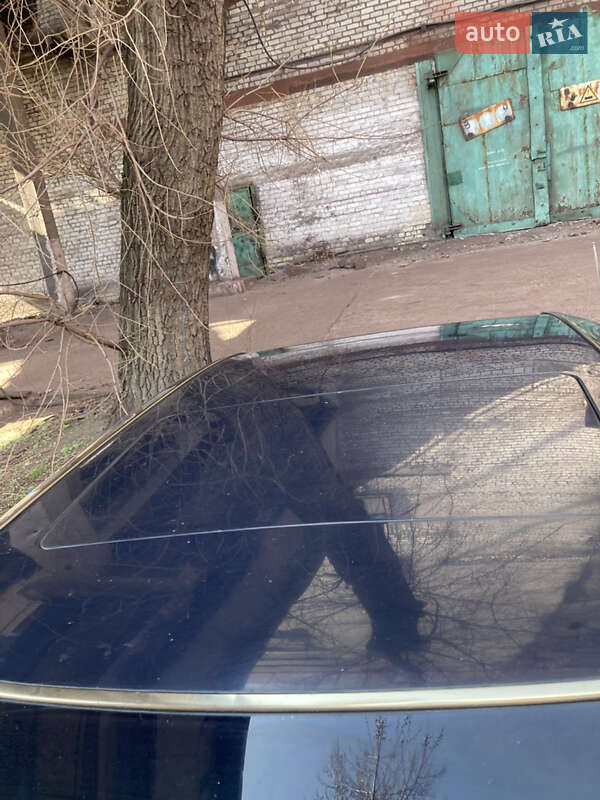 Седан Mercedes-Benz E-Class 1987 в Кривом Роге