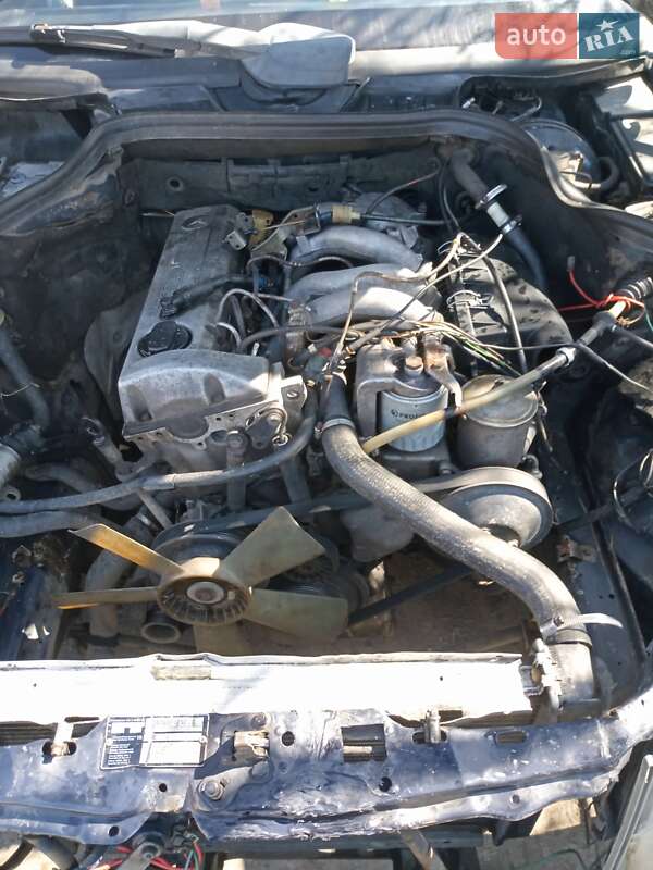 Седан Mercedes-Benz E-Class 1995 в Жмеринке