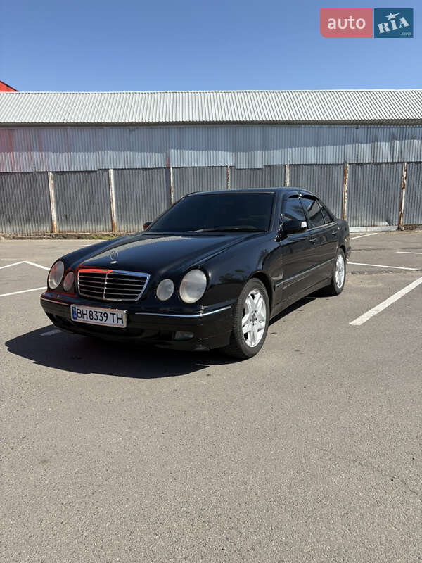 Седан Mercedes-Benz E-Class 1999 в Одессе