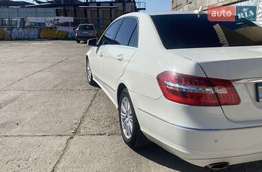 Седан Mercedes-Benz E-Class 2010 в Запорожье