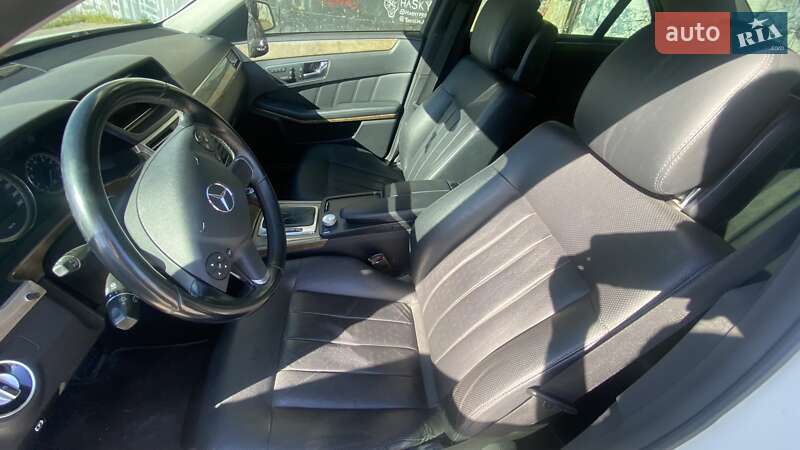 Седан Mercedes-Benz E-Class 2010 в Запоріжжі фото 7 Седан Mercedes-Benz E-Class 2010 в Запоріжжі