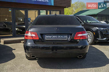 Седан Mercedes-Benz E-Class 2010 в 
