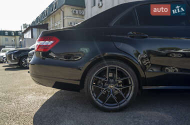 Седан Mercedes-Benz E-Class 2010 в 