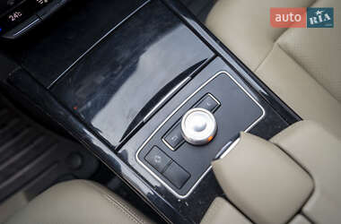 Седан Mercedes-Benz E-Class 2010 в 