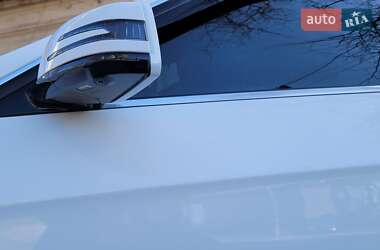 Седан Mercedes-Benz E-Class 2015 в 