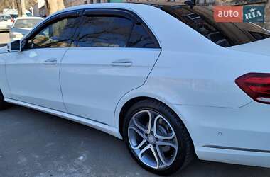 Седан Mercedes-Benz E-Class 2015 в 