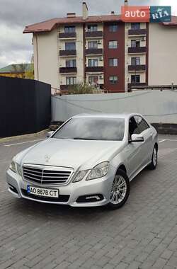 Седан Mercedes-Benz E-Class 2009 в 