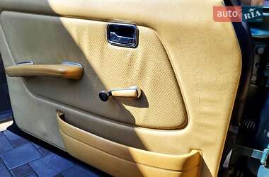 Седан Mercedes-Benz E-Class 1980 в 