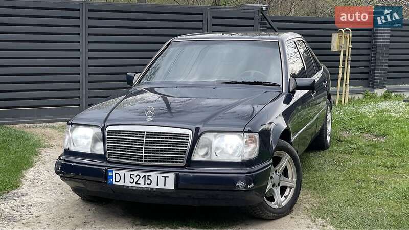 Mercedes-Benz E-Class 1995
