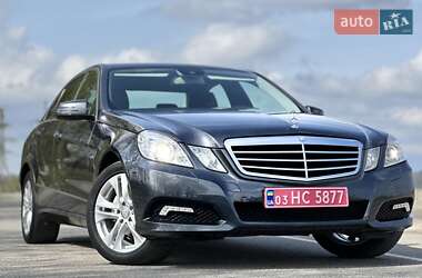 Седан Mercedes-Benz E-Class 2010 в 