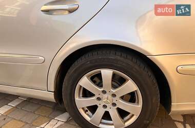 Седан Mercedes-Benz E-Class 2005 в 